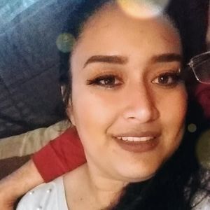 Meet your Posher, Janeth